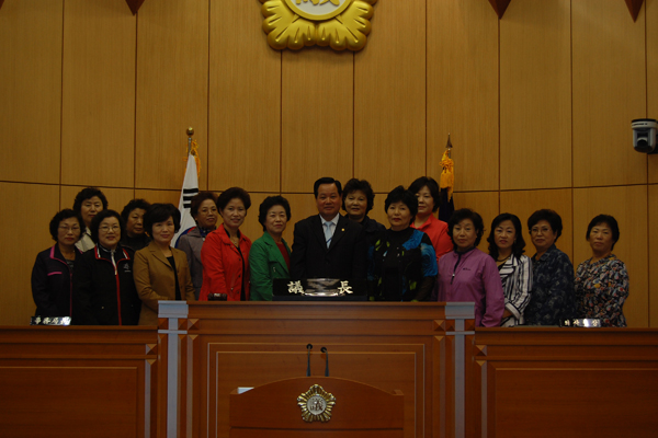 구로4동 새마을부녀회 구로구의회 방문