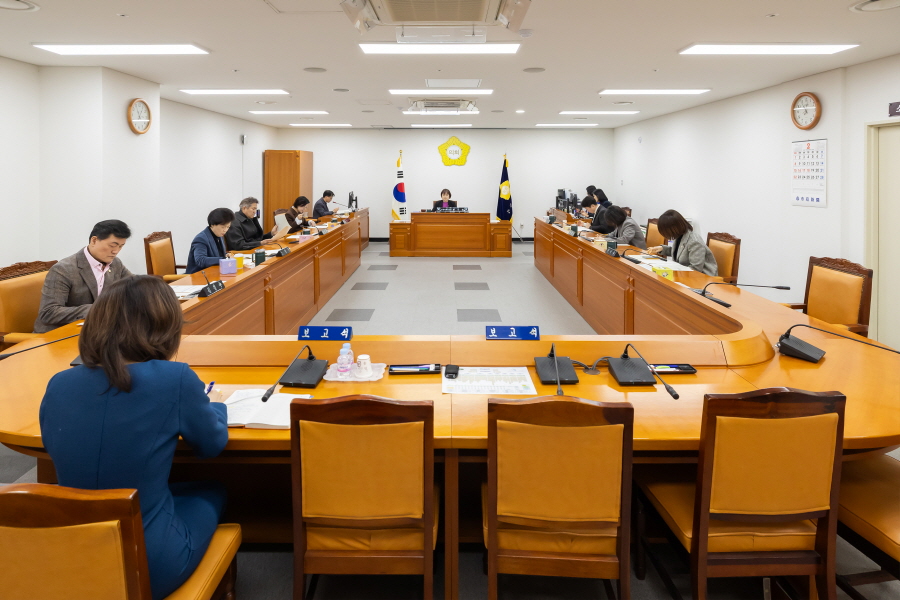 제341회 구로구의회 임시회 회기중 행정기획위원회 안건심사